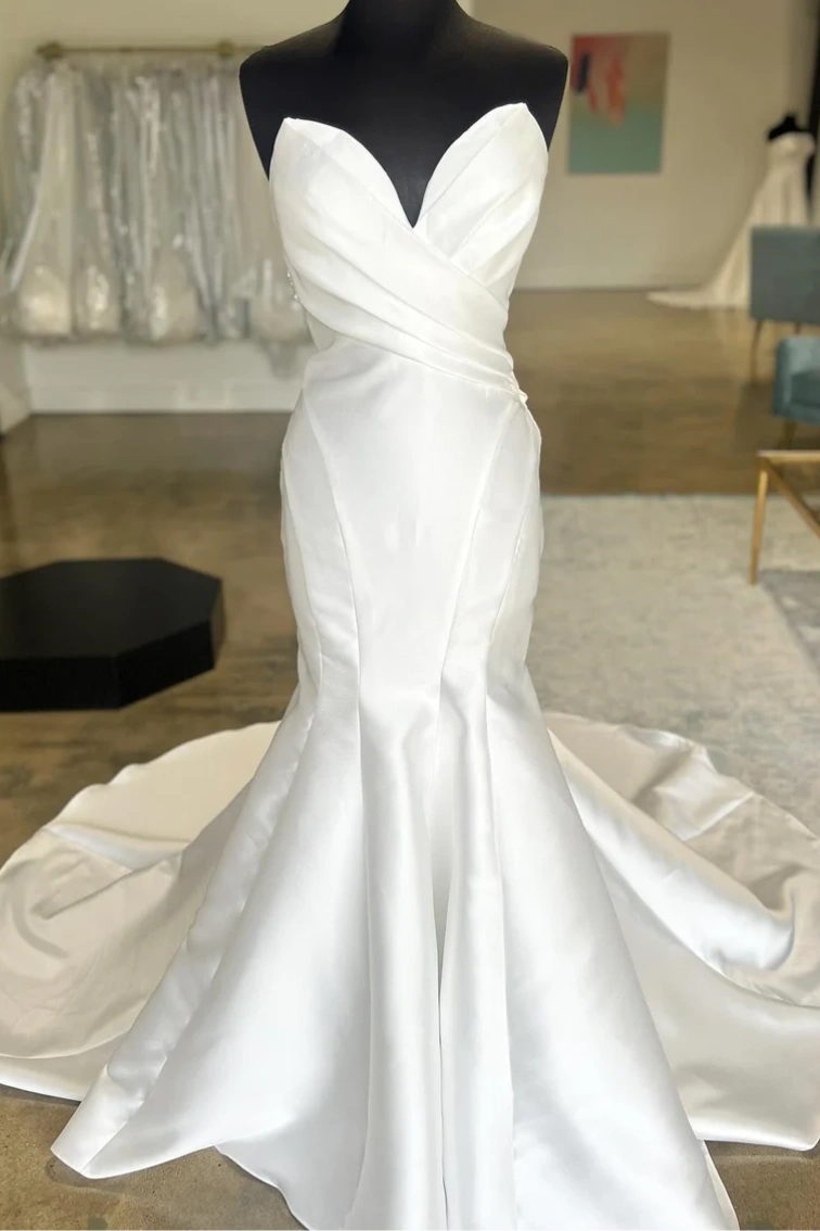 Strapless Pleated Satin Mermaid Wedding Dress – FancyVestido