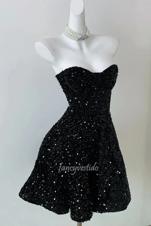 Glitter Black Sweetheart Sequin A-Line Homecoming Dress
