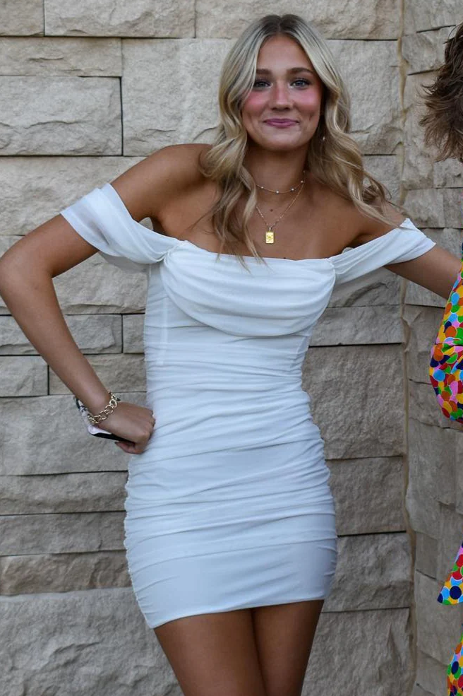 Off Shoulder Ruched Tight Tulle Short Homecoming Dress