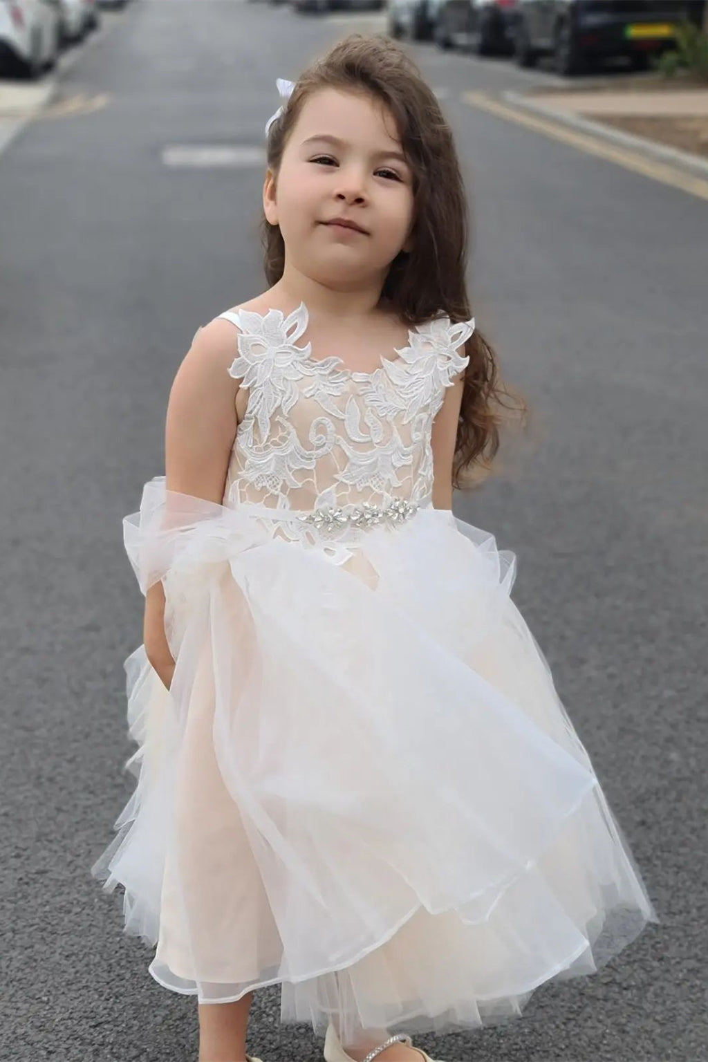 Princess Champagne Flower Girl Dress with Appliques – FancyVestido