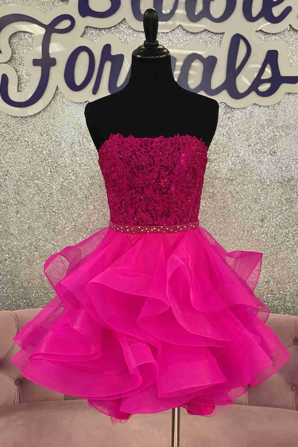 Elegant Pink Strapless Sheath Cocktail Dress Short Homecoming Dress With Scarf Y9566
