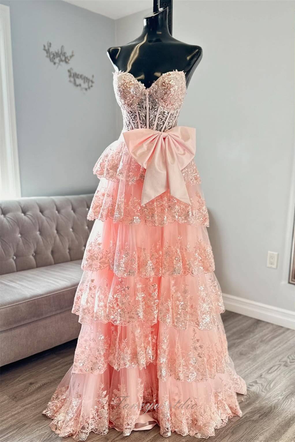 Strapless Applique Ruffle Silt Prom Dress with Bow
