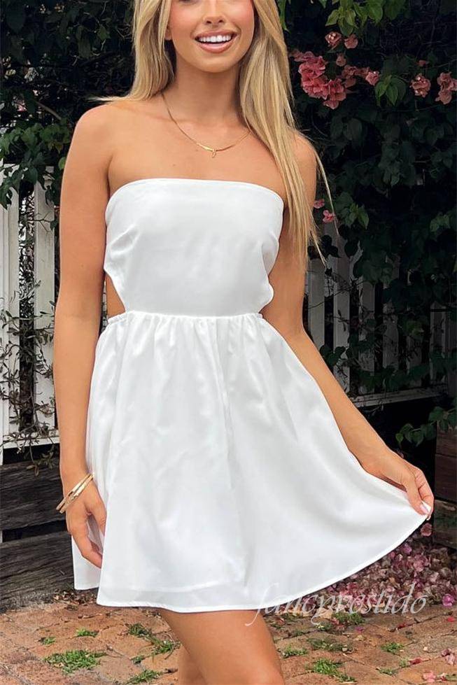 Strapless Short Graduation Dress with Bow Back