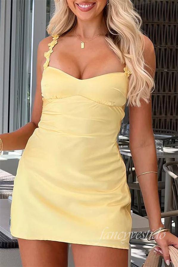 Applique Straps Yellow Short Homecoming Dress