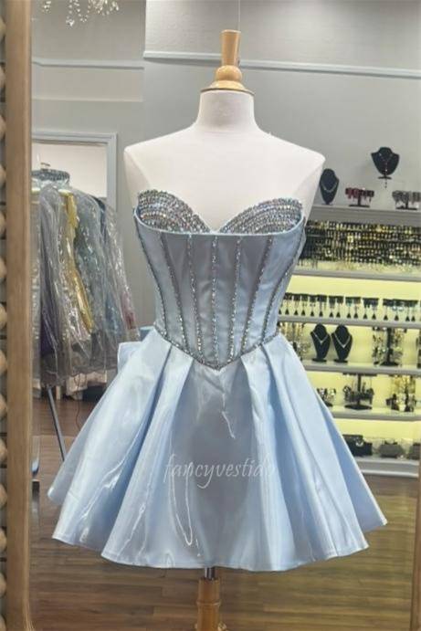 Sweetheart Boned A-Line Homecoming Dress with Rhinestone