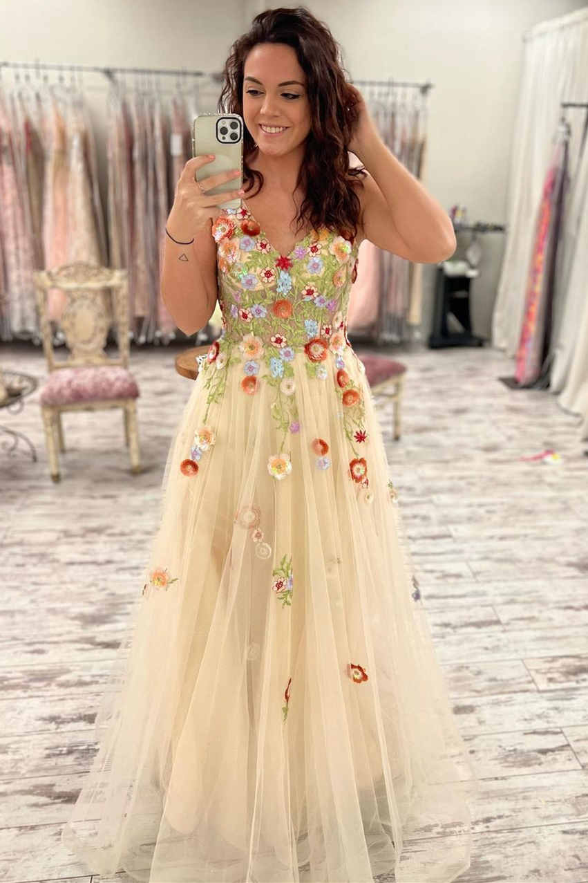 embroidered flowers prom dress Gorgeous V-Neck Floral Long Formal with Embroidery unique maxi dresses Color:OAT Unleash your inner elegance Mumuleo Glitter Off The