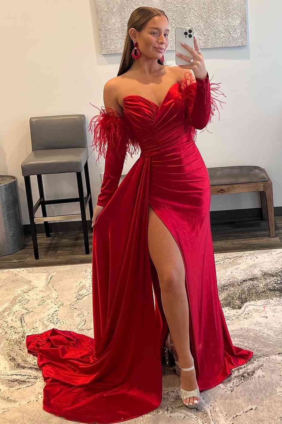 Red Long Sleeve Beaded Short Homecoming Dress – FancyVestido
