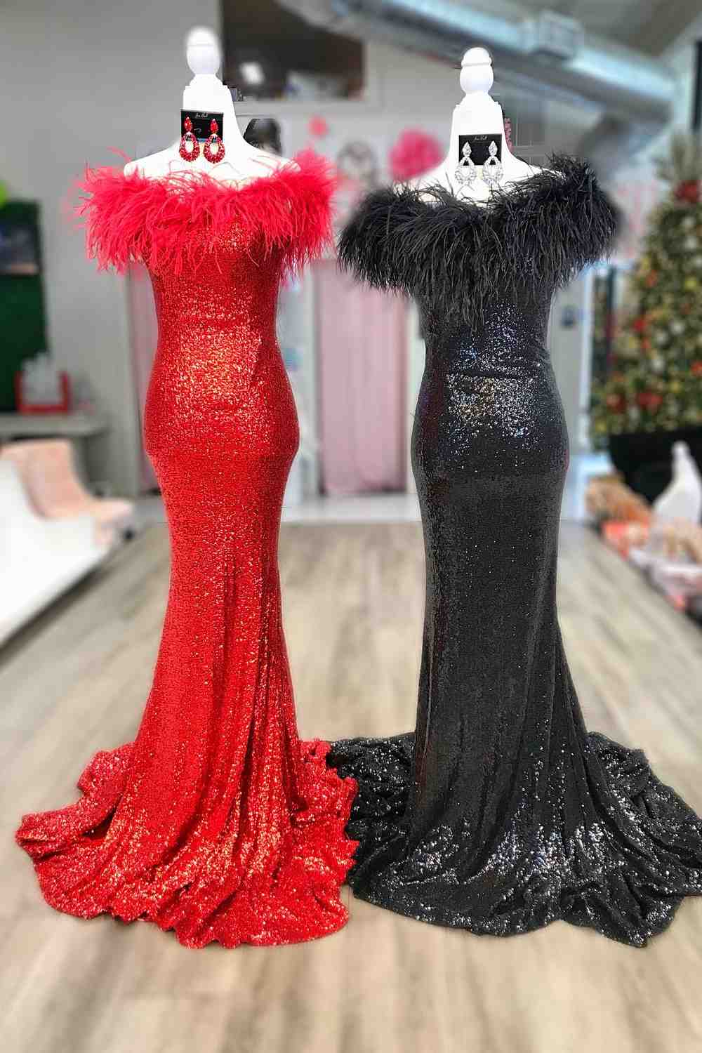 Mermaid Strapless Feathers Red Long Party Dress