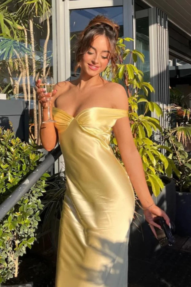 Off the Shoulder Aqua Sheath Maxi Dress with Open Back FancyVestido Off the Shoulder Aqua Sheath Maxi Dress with Open Back FancyVestido