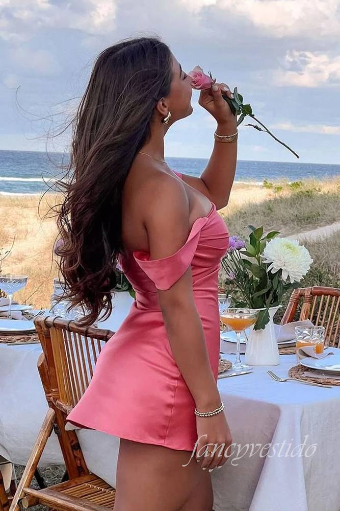 Off the Shoulder Ruched Short Homecoming Dress FancyVestido Off the Shoulder Ruched Short Homecoming Dress FancyVestido