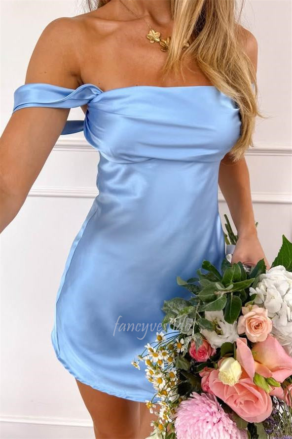 Off the Shoulder Ruched Short Homecoming Dress FancyVestido Off the Shoulder Ruched Short Homecoming Dress FancyVestido