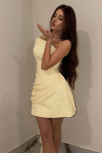 Asymmetry Strapless Empire A-Line Mini Homecoming Dress