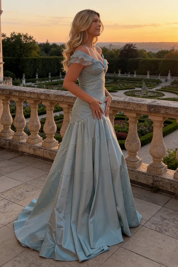 Chic A-Line Ruffle Straps Long Party Prom Dress With Train