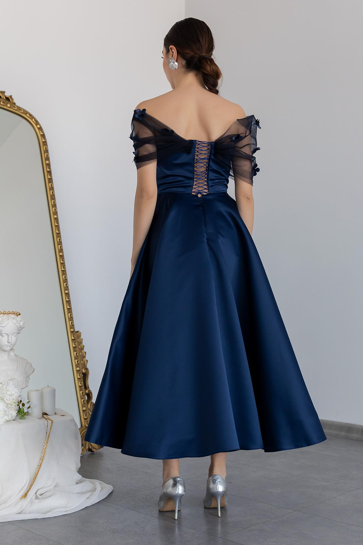 Chic Satin A-Line Off-Shoulder Midi Empire Mother Of Bride Dress
