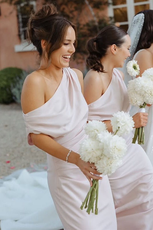 Chic Satin Fitted One Shoulder Sleeveless Empire Bridesmaid Dress With Slit