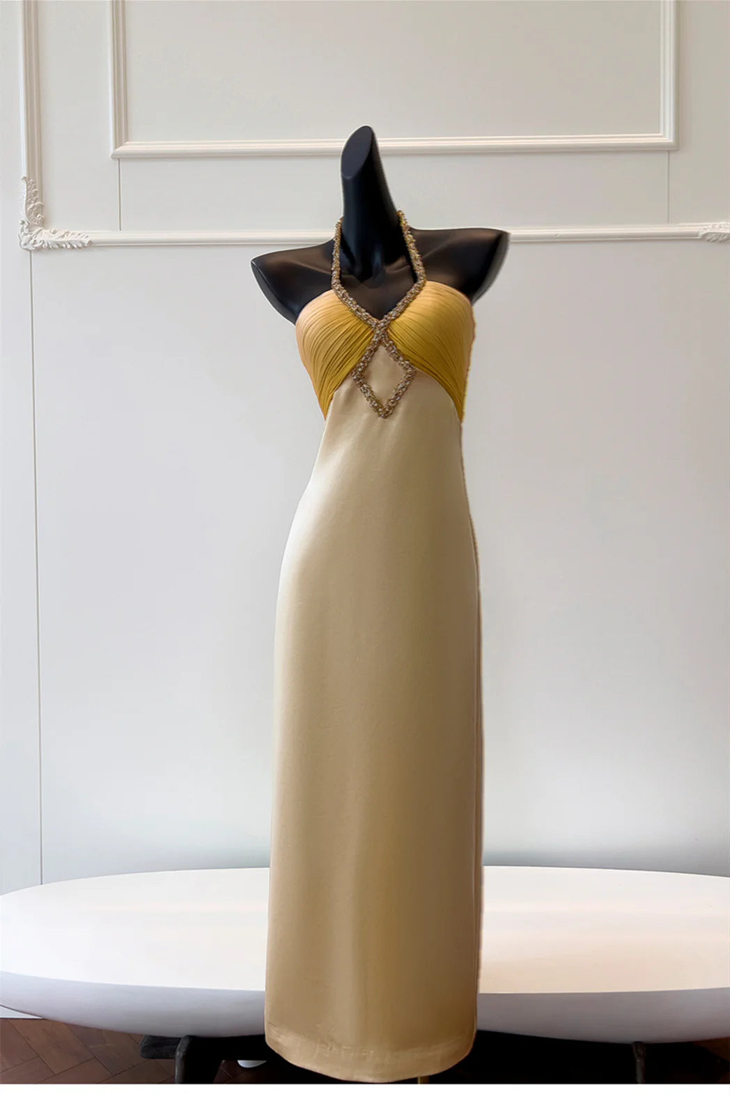 Chic Satin Fitted V-Neck Open Back Party Prom Dress