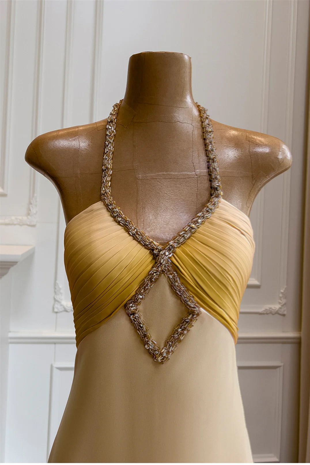 Chic Satin Fitted V-Neck Open Back Party Prom Dress