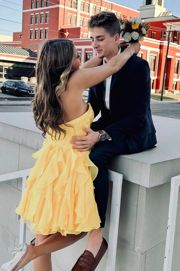 Chic Sweetheart Sleeveless A-Line Chiffon Ruffle Homecoming Dress