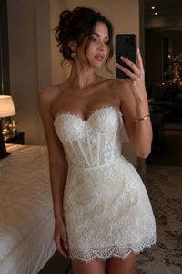 Classic Lace Sweetheart Strapless Empire Mini Homecoming Dress