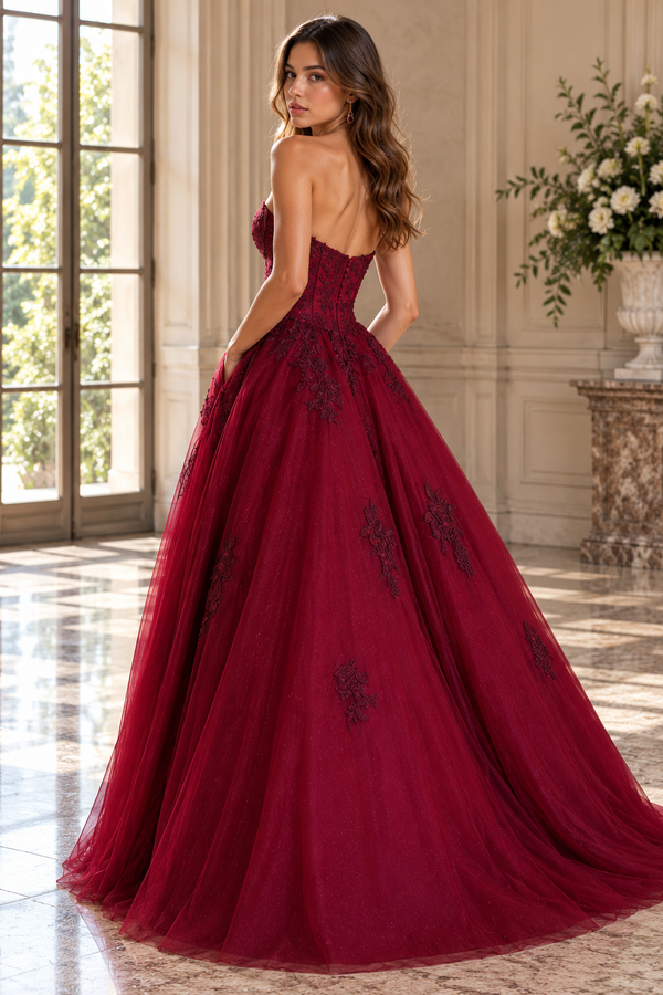 Classic Sweetheart Strapless Lace Appliques Tulle A-Line Party Prom Dress