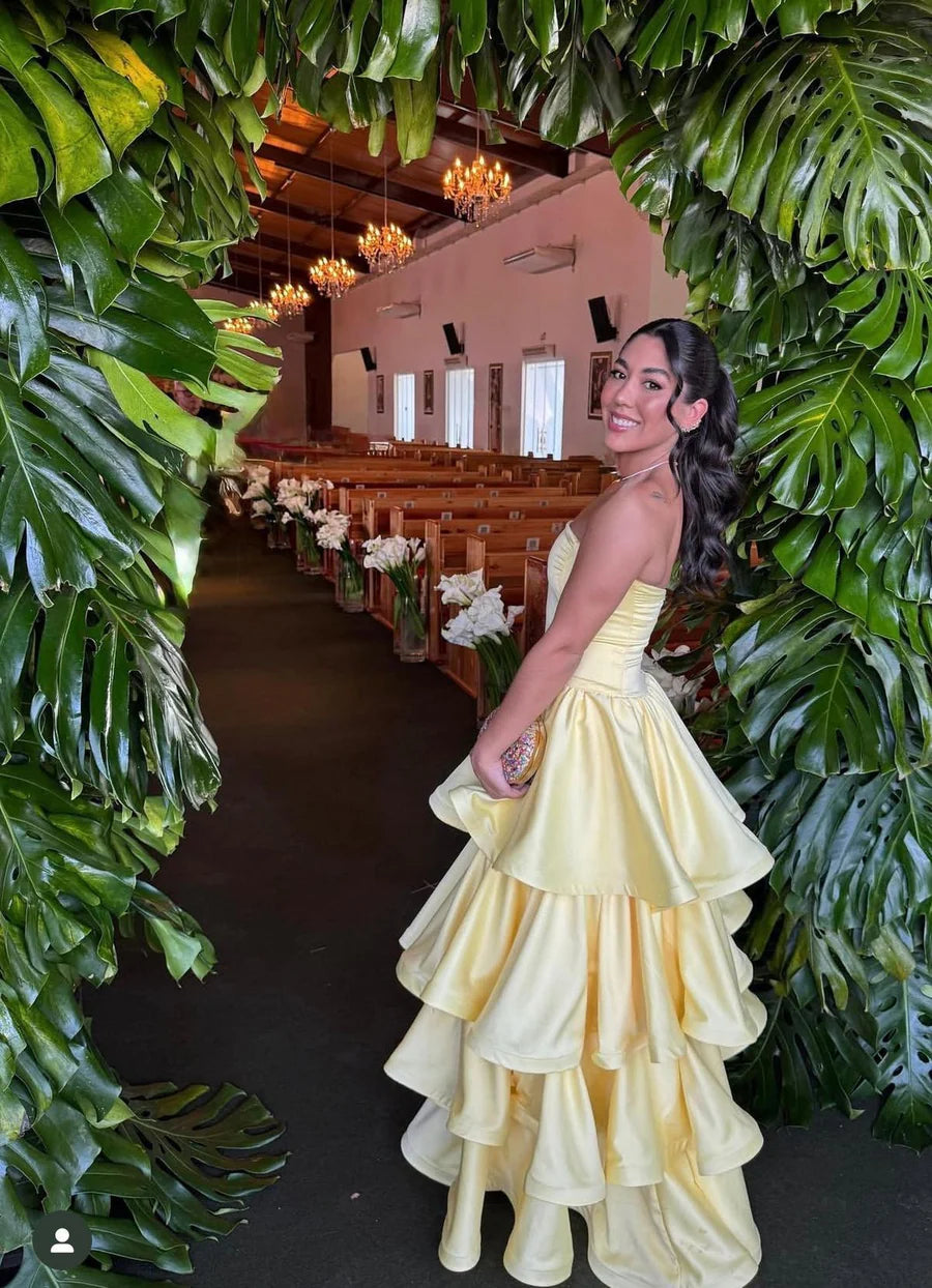 Elegant Satin A-Line Empire Strapless Tiered Prom Evening Dress