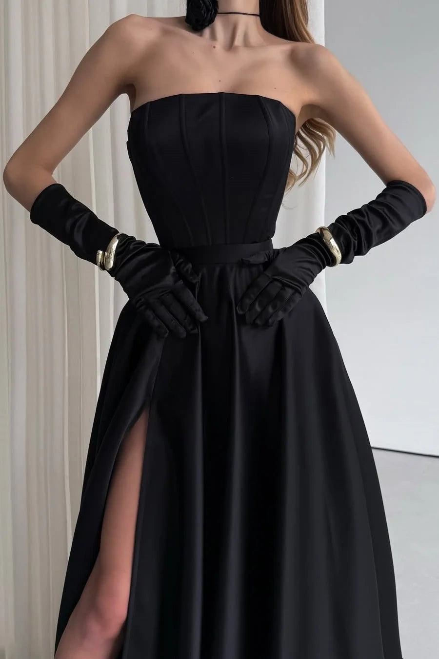 Elegant Satin A-Line Strapless Empire Leg Slit Party Prom Dress