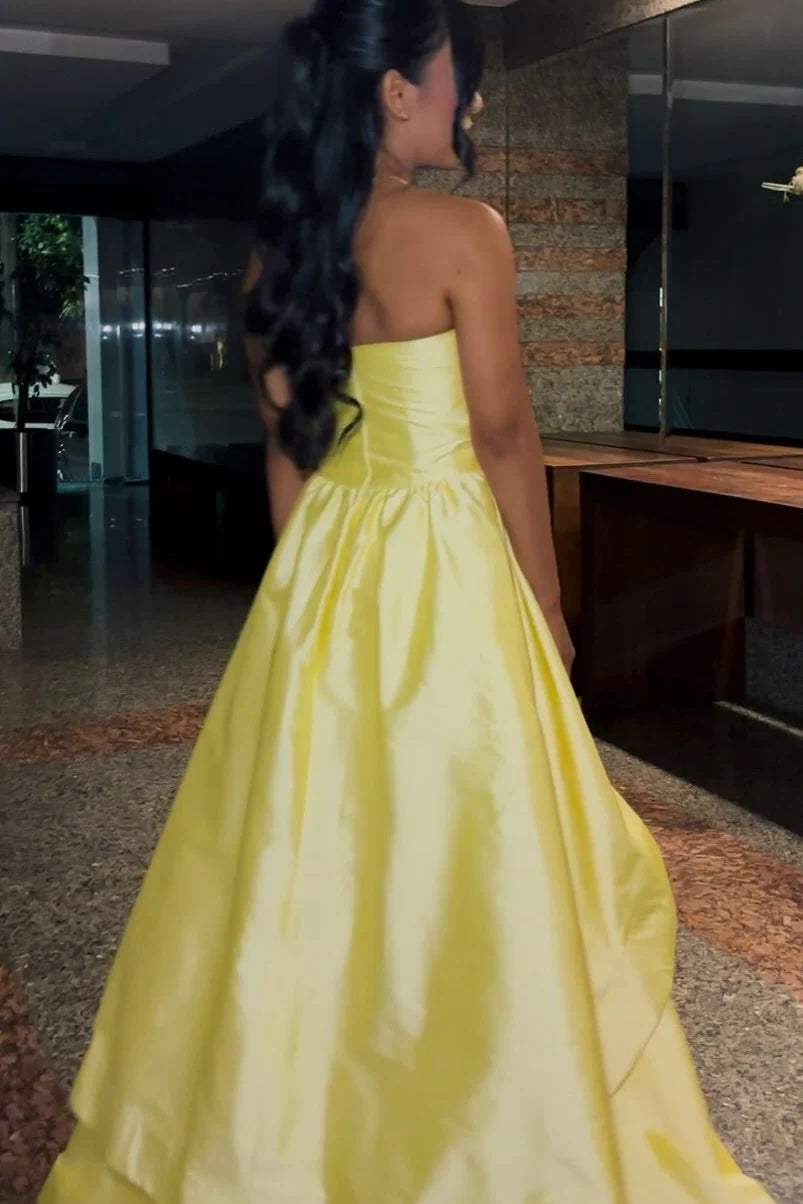 Elegant Satin A-Line Strapless High Waist Tiered Party Prom Dress 