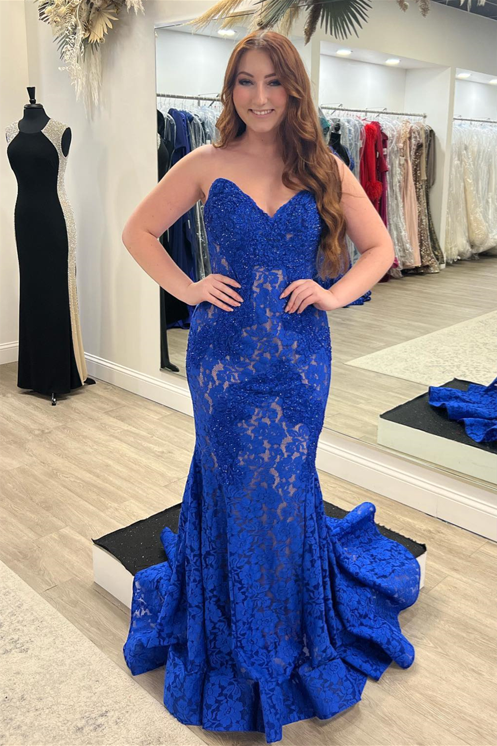 Royal Blue Lace Strapless Beaded Mermaid Long Prom Dress FancyVestido Royal Blue Lace Strapless Beaded Mermaid Long Prom Dress FancyVestido