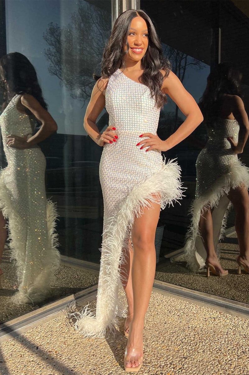One Shoulder White Rhinestone Grid Long Party Dress with Feathers