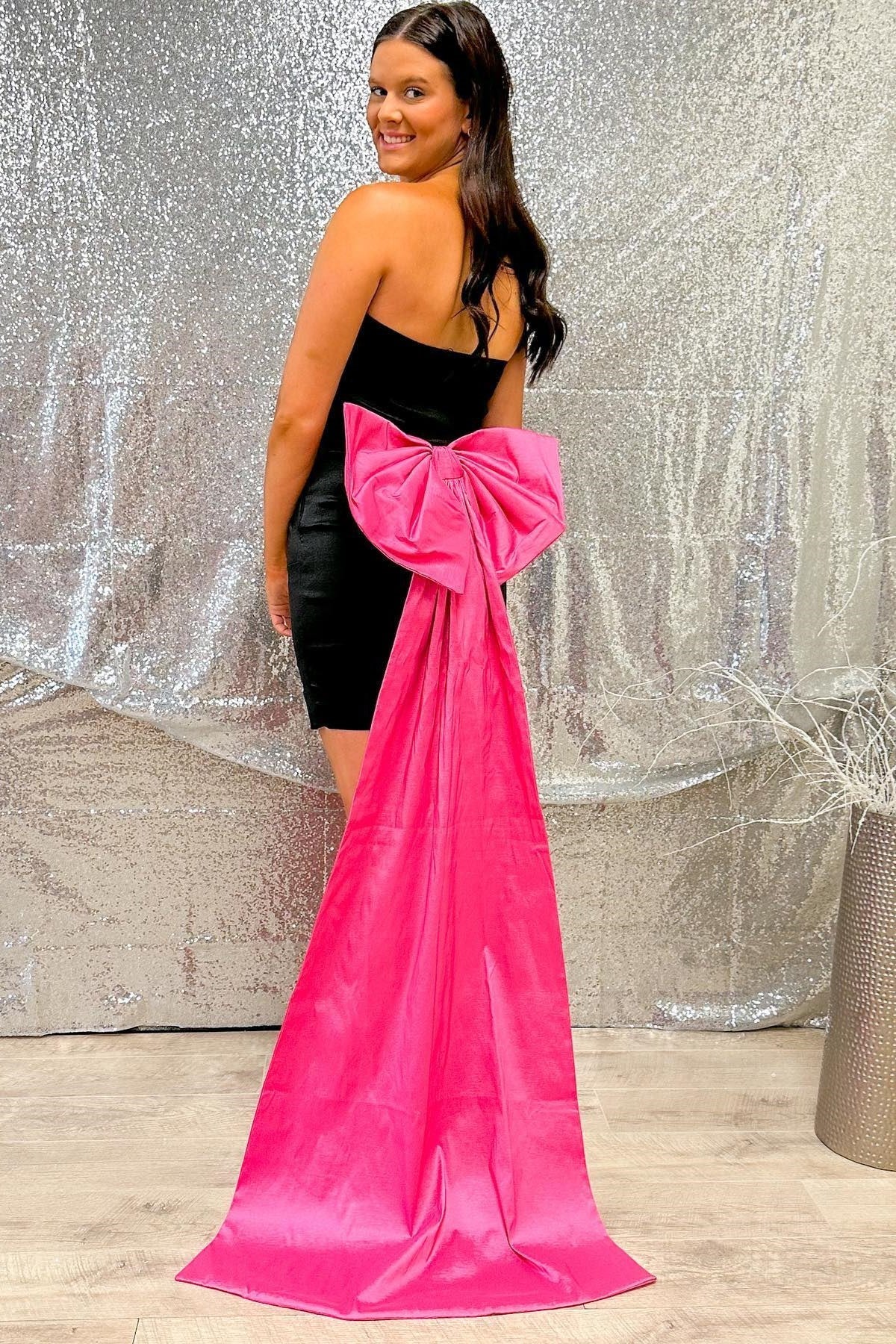 Black Strapless Sheath Homecoming Dress with Fuchsia Bow