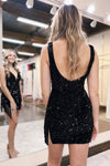 V-Neck Black Sequins Tight Homecoming Dress with Tassel