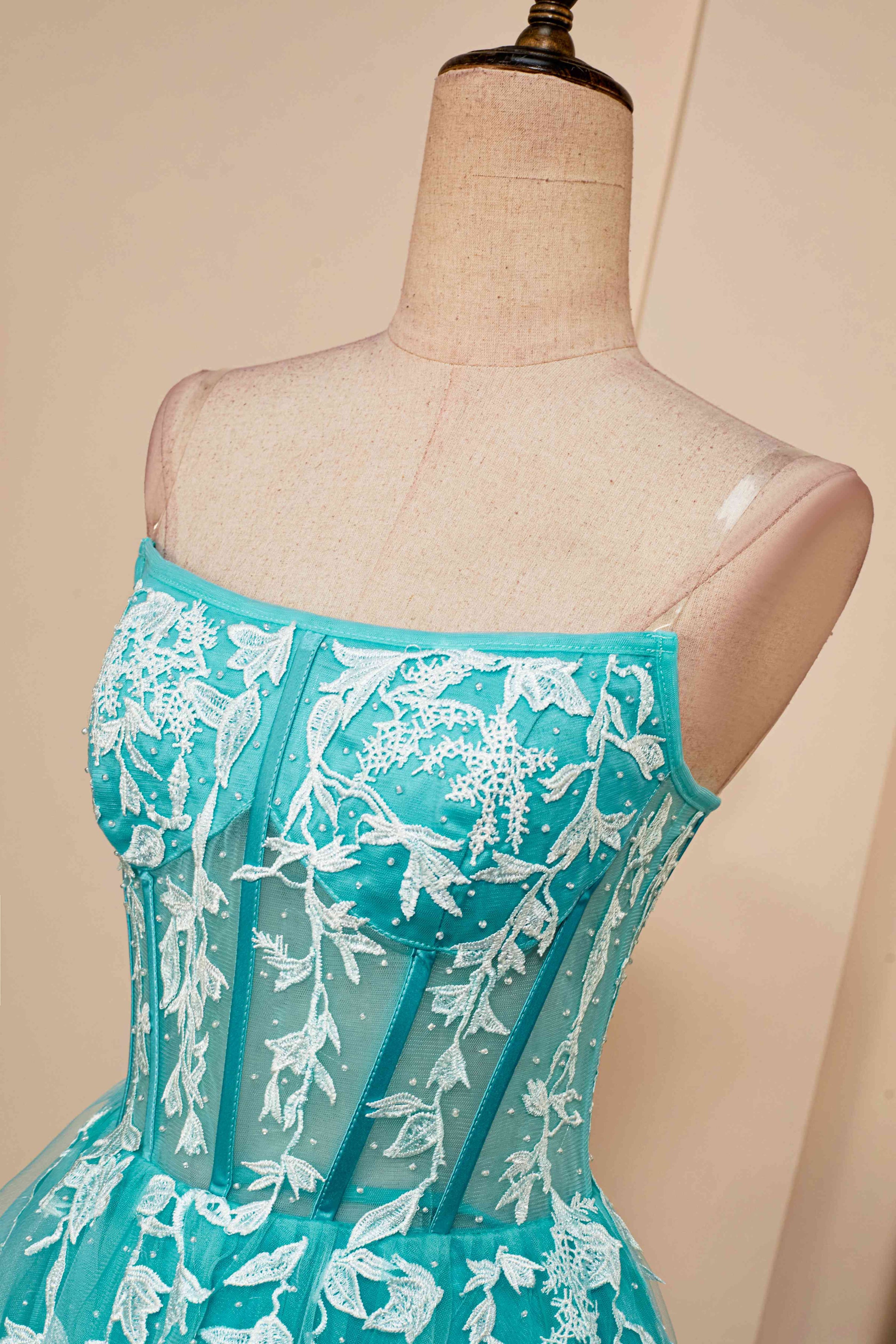 Aqua Blue Strapless A-Line Short Homecoming Dress with Appliques FancyVestido Aqua Blue Strapless A-Line Short Homecoming Dress with Appliques FancyVestido