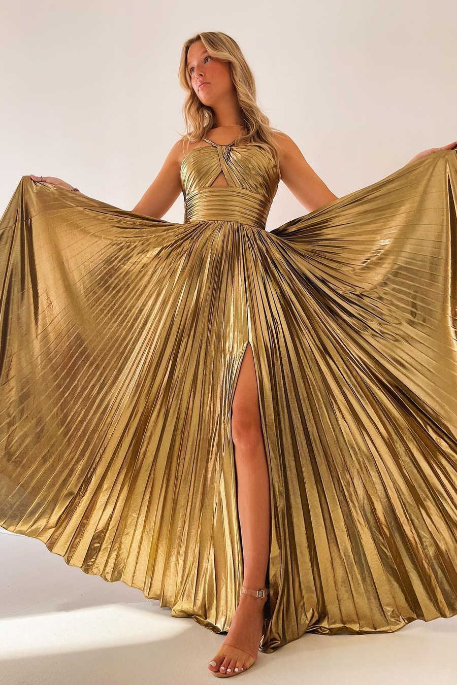 Sheath Golden Halter Pleated Long Prom Dress with Slit