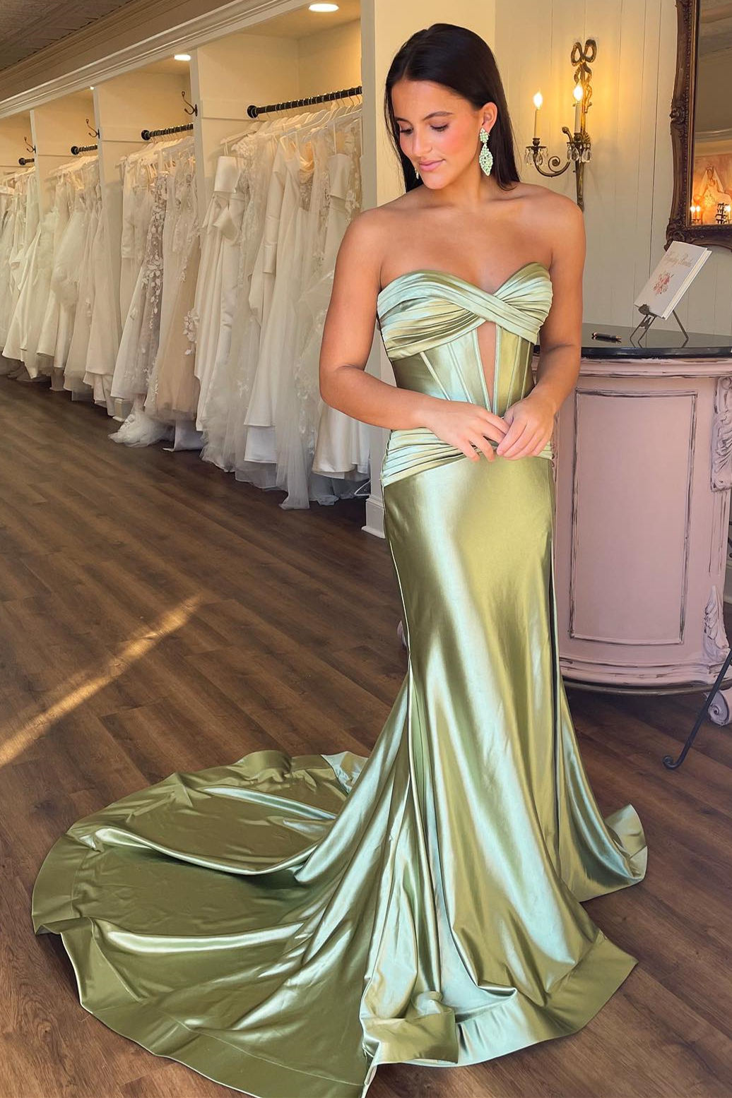 Sweetheart Cut Out Mermaid Long Prom Dress with Slit FancyVestido Sweetheart Cut Out Mermaid Long Prom Dress with Slit FancyVestido