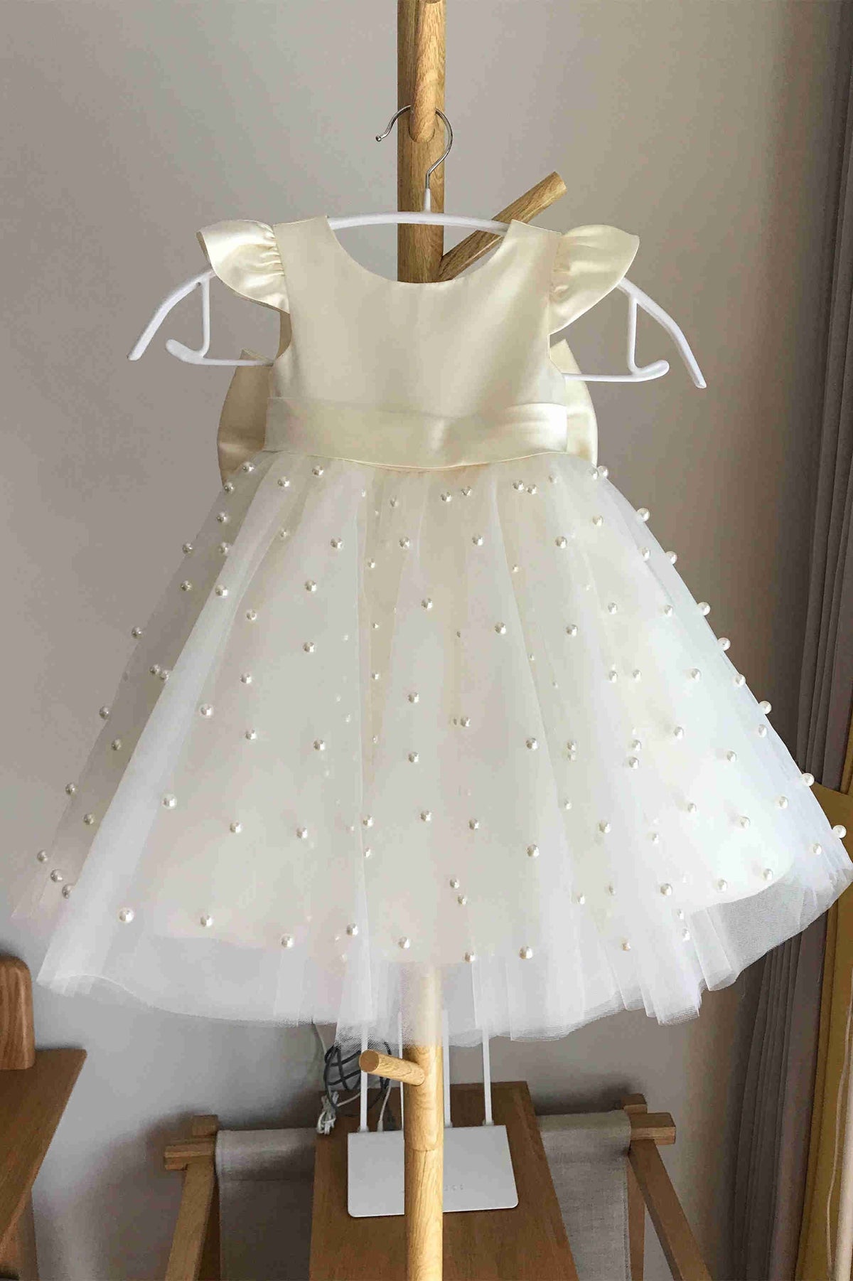 Ivory Flying Sleeves Flower Girl Dress with Pearls