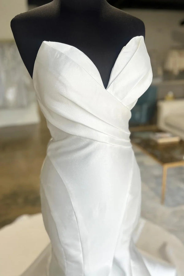 Strapless Pleated Satin Mermaid Wedding Dress