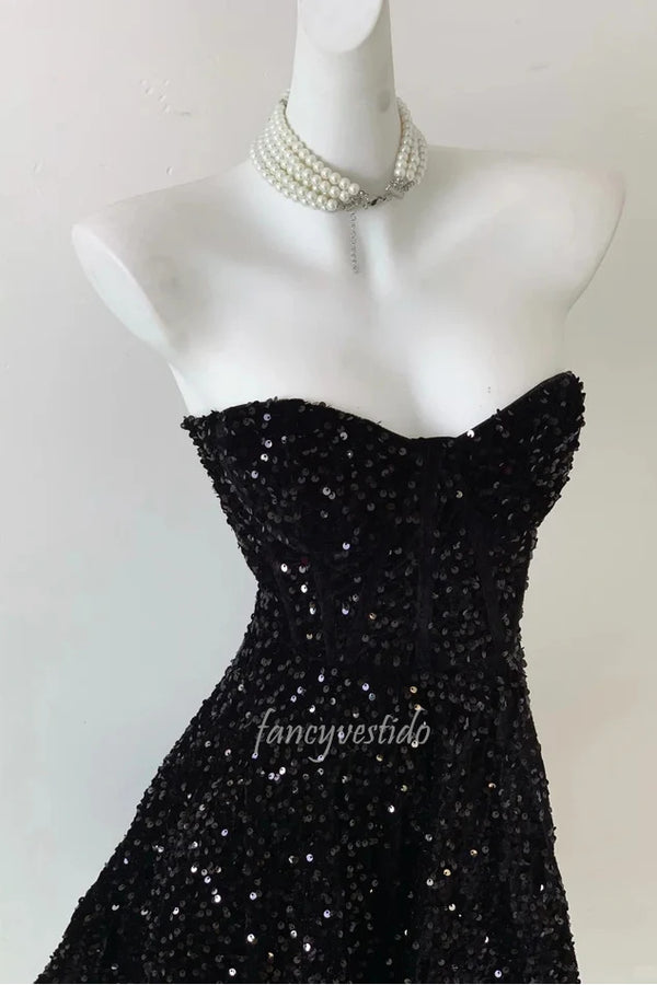 Glitter Black Sweetheart Sequin A-Line Homecoming Dress