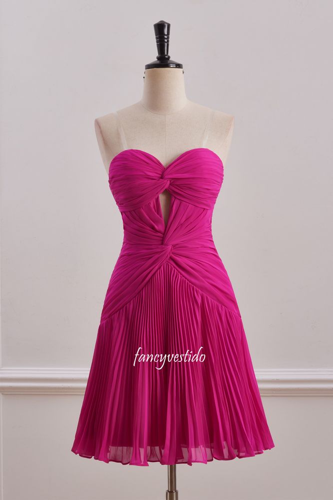 Sweetheart Fuchsic Keyhole Chiffon  A-Line Homecoming Dress
