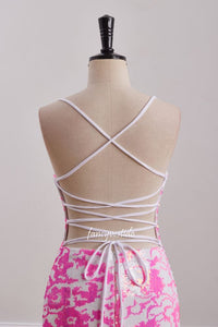 V-Neck Sequin Tight Homecoming Dress with Lace-up Back