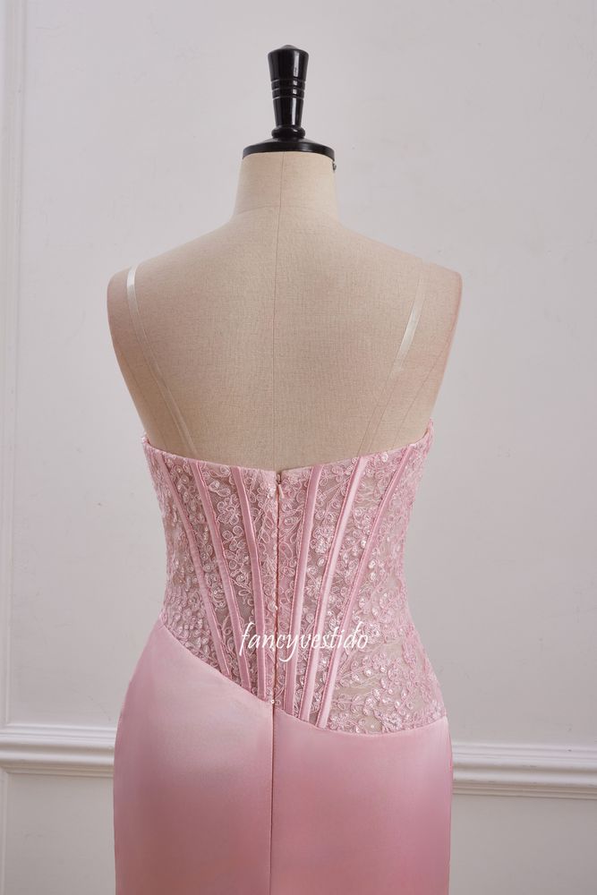 Strapless Pink Pleated Applique Tight Homecoming Dress