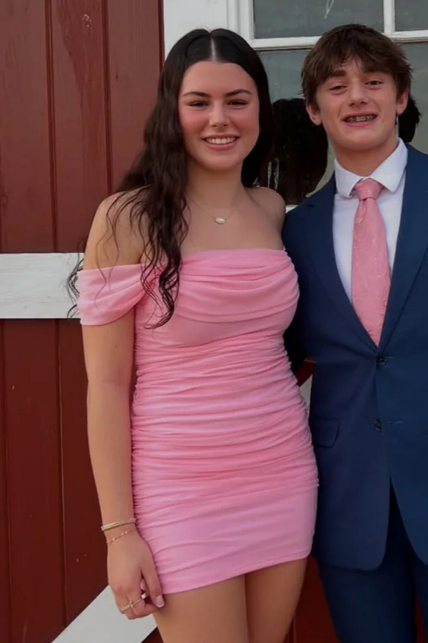 Off Shoulder Ruched Tight Tulle Short Homecoming Dress