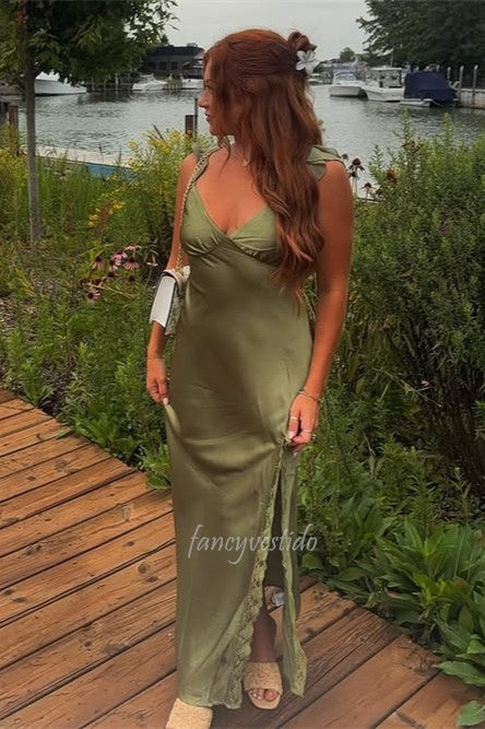 Ruffle Straps V-Neck Mermaid Prom Dress with High Slit