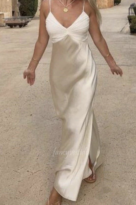 Chic Spaghetti Straps Pleated Long Prom Maxi Dress