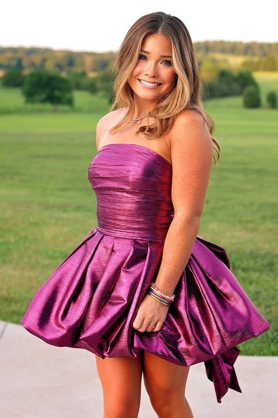 Fashion A-Line Pleated Empire Strapless Homecoming Dress With Bow