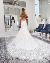 Fashion Off-Shoulder Empire Mermaid Lace Wedding Dress With Train