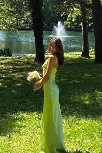 Green Satin Sheath V-Neck Sleeveless Long Summer Party Prom Dress