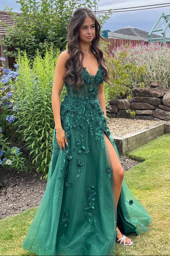 Green Tulle A-Line Lace Appliques V-Neck Party Prom Dress