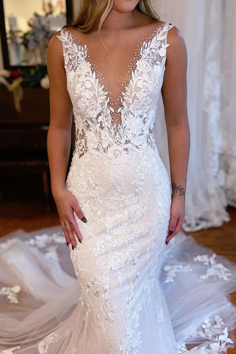 Lace V-Neck Sleeveless High Waist Mermaid Wedding Dress With Train