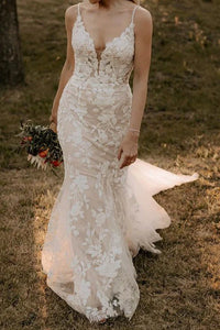 Mermaid V-Neck Spaghetti Straps Lace Appliques Wedding Dress 