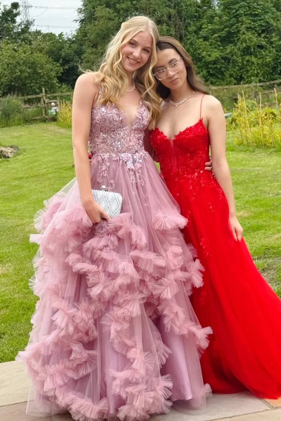 Modest A-Line Sleeveless Lace Appliques Ruffle Tulle Formal Prom Gown
